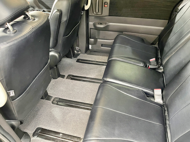 ���݌�200��ȏ�!�������񂠂邩�炲��]�̂��Ԃ�������܂�! �f�ڂ���Ă��Ȃ��݌ɎԂ������������܂��̂ŁA���C�y�ɂ��⍇��������!