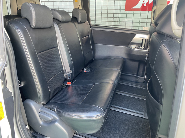 ���A�V�[�g�͎g�p���͂���܂������X�͑S�ԃN���[�j���O�����{���Ă���܂��̂ŁA�ƂĂ��Y��ȏ�Ԃł�!�ԓ��͍L�X�Ƃ��Ă��āA�������Ƃ���8�l���ł�!���o�����ɂ��劈��!