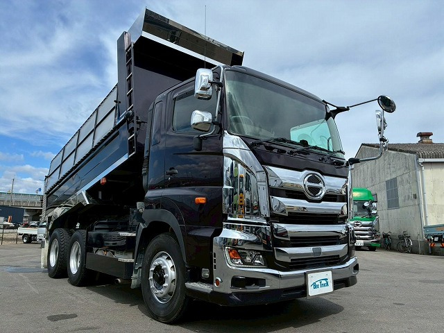 プロフィアダンプ