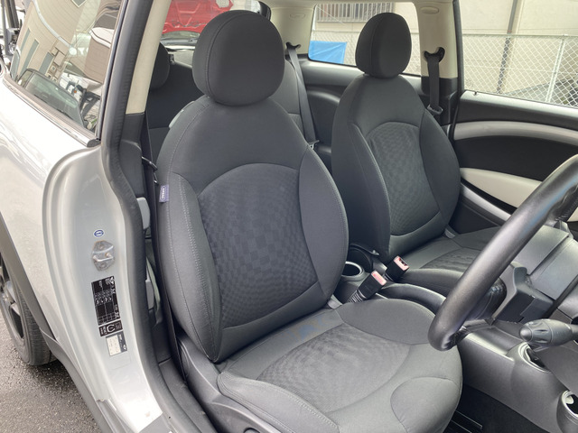 �����N���[�j���O�ς݂ł����s�J�s�J�Ɏd�グ�Ă��q�l�̂����X�����҂����Ă���܂���