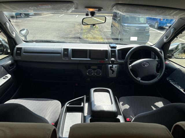 �C���p�l����