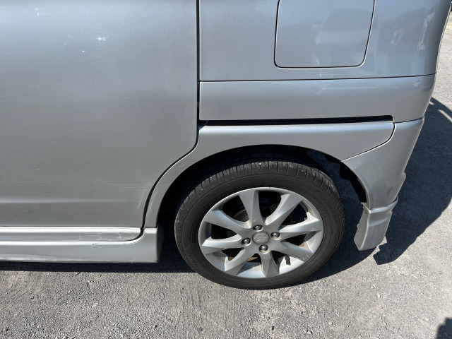 �O�����艚�݁A�L�Y�A�h���X������܂��B