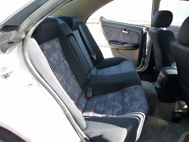 �^�]�Ȃ̏�Ԃ��ǂ�OK�ł��B���A�V�[�g���L���ȂǂȂ��㎿�����ł��B