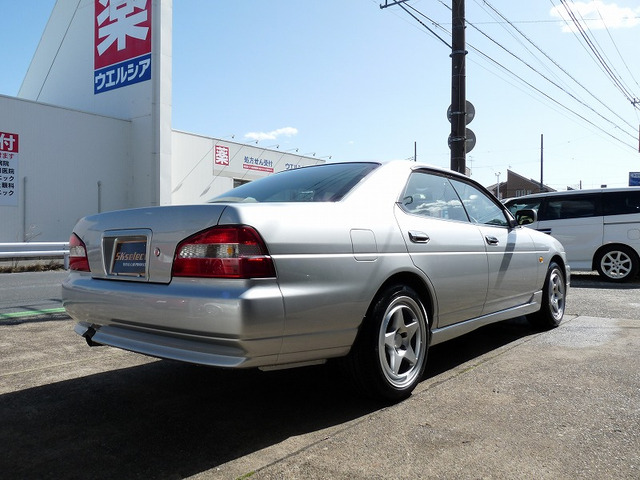 �O�����F�y�C���g�ς�/RB25DE�G���W��/2500CC/�V�i���X�g���[�_+81.17�C���`�A���~�z�C�[��/NEW�^�C���s�����[225/45R17/�h�A�o�C�U�[/�G�A�o�b�N/�L�[���X/�X�y�A�L�[