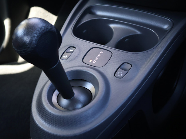 �X�|�[�e�B�[�ŉ��K�ȃh���C�r���O�����y���݂���������w�^�[�{�G���W���x���ڃ��f��!!�h���C�o�[�̈ӂ̂܂܂ɃV�t�g�`�F���W���s����w6���}�j���A���M�A�V�t�g�x������