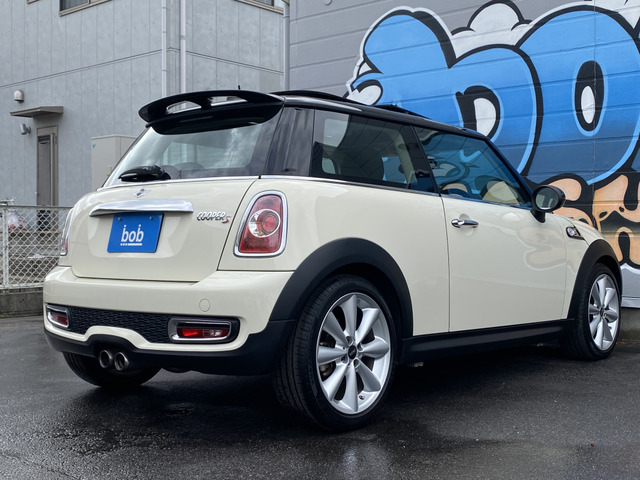 ���X�́A�A���Ԃ͂�����񍑎Y�Ԃ����C���i�b�v���Ă���܂��B��11�����ߌ�6���܂ŉc�ƒv���Ă���܂��B���C�y�ɂ��d�b������!!