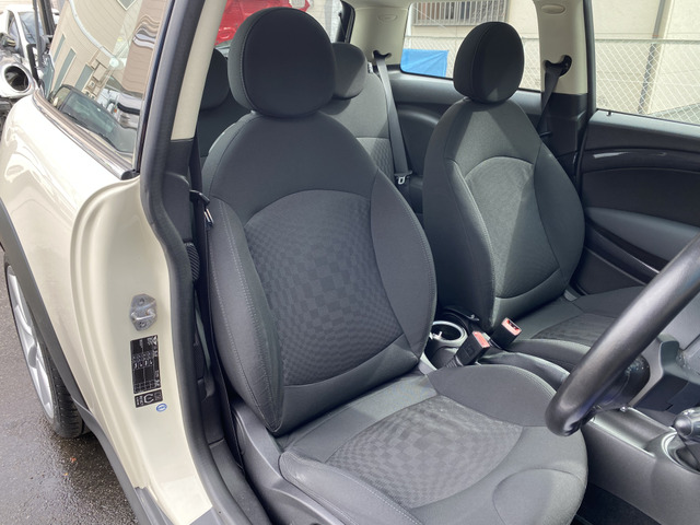 �����N���[�j���O�ς݂ł����s�J�s�J�Ɏd�グ�Ă��q�l�̂����X�����҂����Ă���܂���