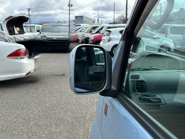 �y�x�����z���i�X�z���Ԃ������������܂��āA���ɗL�������܂��B�݌Ɏԗ��ɂȂ�܂��̂ŁA���񂲓s���̋X�������ɁA���ɗ��ĉ������B���X�\��������ƁA���ē����X���[�Y�ł��B