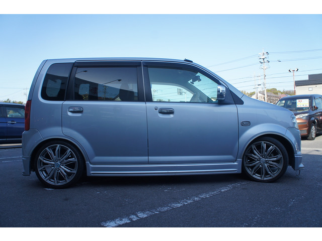 �����ԕی������k��������!�O��Z�F�A���������j�b�Z�C���a�㗝�X�����ς��肵�܂��B�ی��S����������̏ꍇ�A�g������ĕq���ɑΉ����܂��B��ԁA�����^�J�[�����p�ӂ��܂��̂ł����S���������B