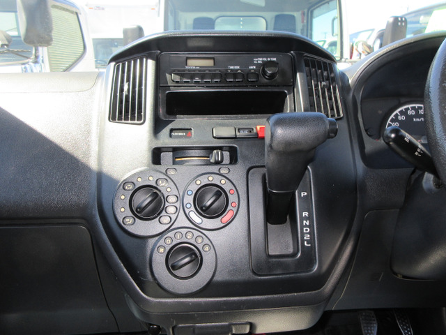 �������E�C���p�l���ł���