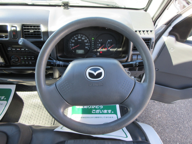 �������E�n���h�����ł���W�G�A�o�b�O�t���ł���