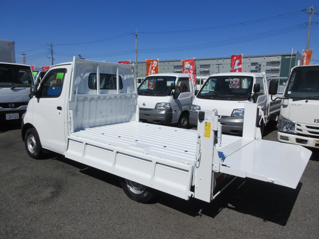 �����A�E�ב���ł���