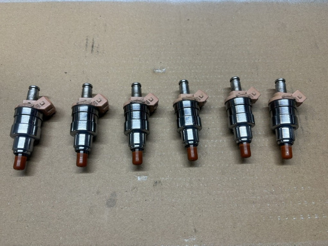 ��600CC�C���W�F�N�^�[