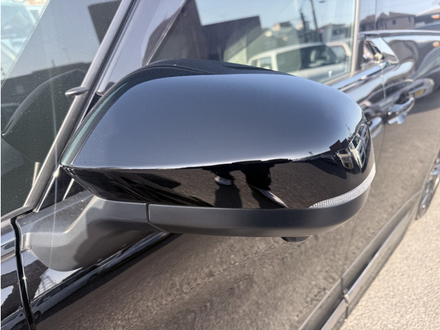 程度が悪い車が安いのは当たり前です。当店はコストを安く!薄利多売価格設定でお客様が良質安価な車両に出会える事にこだわっております。少し年式が古くても程度の良い車両は沢山あります!