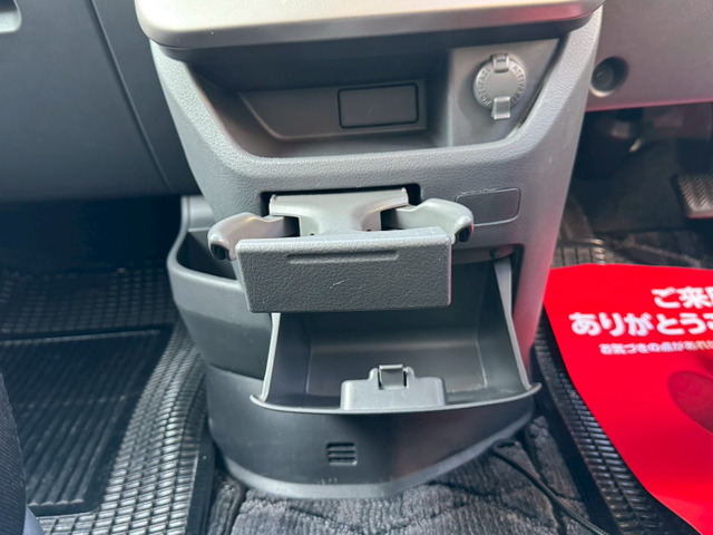 �W�[�v(Jeep)�����O���[���̖{�i�N���J������ABMW�E�x���c�EMINI���̗A���Ԃ܂Ŏ戵���ё����B����̊O�Ԃł������̃J�[���C�t���B�X���ɂȂ����n���h���Ԃ����J���[���������񂹂��܂��B