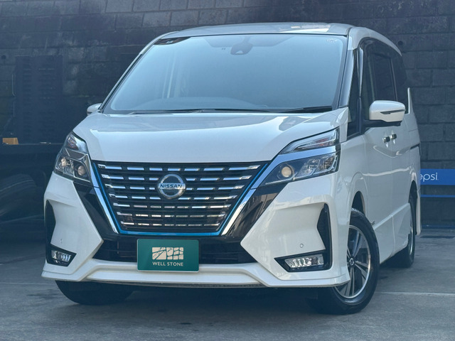 セレナ1.2 e-POWER ハイウェイスターV