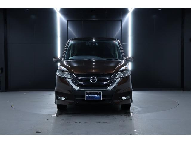 セレナ2.0 ハイウェイスター 4WD