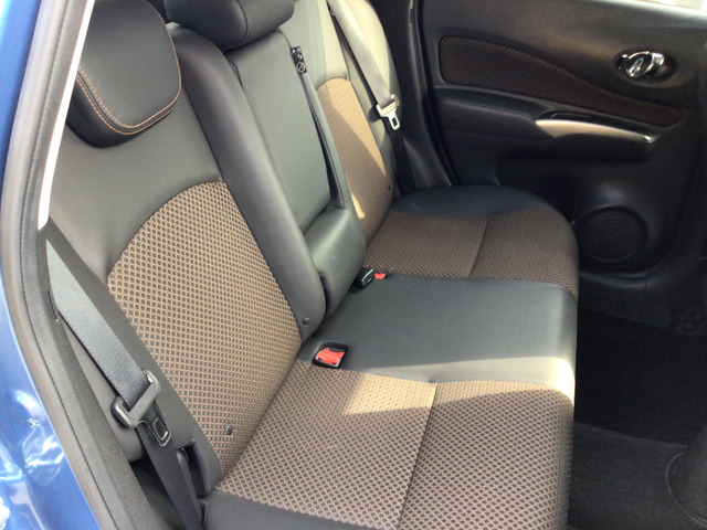 ���A�V�[�g�ł���ISO FIX�Ή��Ȃ̂Ń`���C���h�V�[�g���y�X��