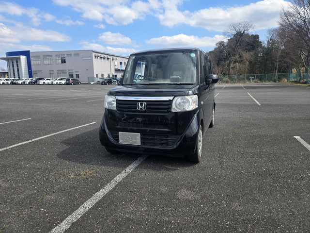 スマートキー付きです。(支払総額19.8万円・圏内に限り・車検2年含まれています・タイミングチェーンですのでベルト交換必要ございません)