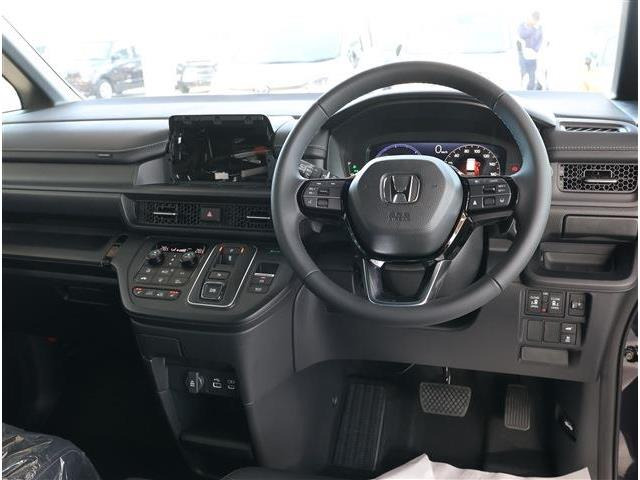 ステップワゴン2.0 e:HEV スパーダ