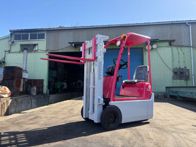 トヨタL&amp;F電動フォークリフト