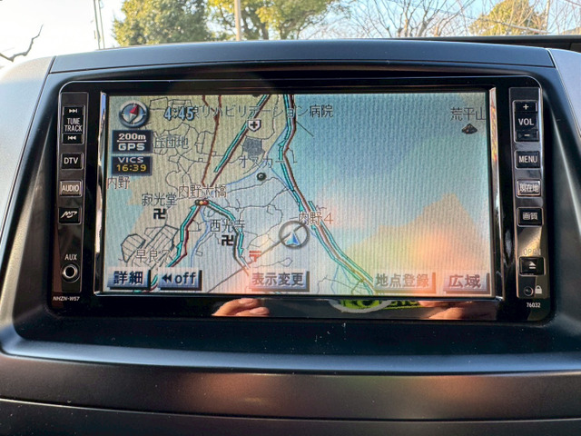 N-BOX�E�^���g�E���[�N�X���A��l�C�̌y�n�C�g���S���戵���ё����B�֗��ȗ����X���C�h�h�A�Ԃ͂���������ʋ΂ɍœK�ł��B��Ԃ̃z���C�g�p�[���⍕�ȂǁA�X���ɂȂ��J���[��Ԏ���S�����炨�T�����܂��B