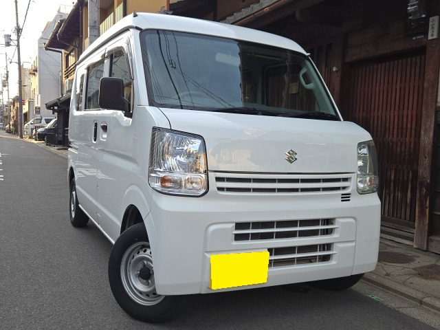 �G�u���C(�X�Y�L) PA �n�C���[�t 4WD�@�Ԍ�2�N�t�`�_�������n��!�L�[���X ���Îԉ摜