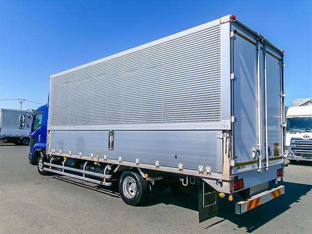 フォワードウィング