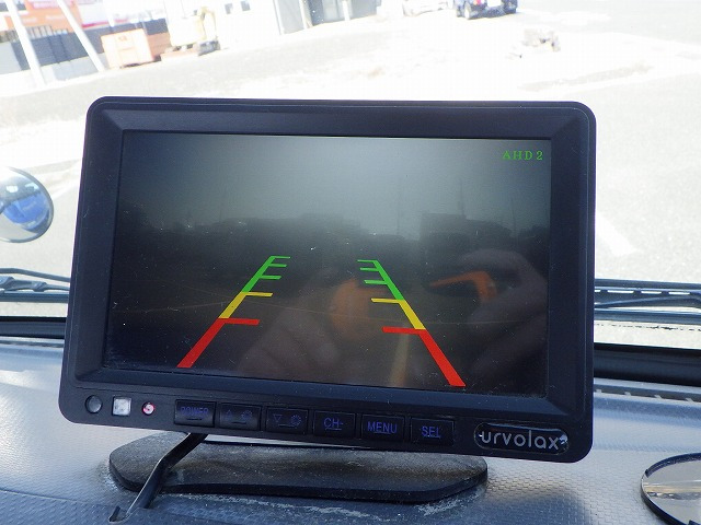 �o�b�N���j�^�[