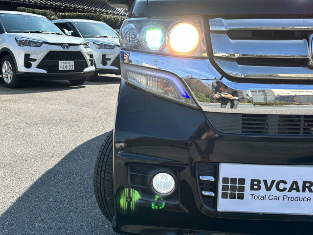 �����ДF�؍H�ꁚ���X�́A�������^�ǔF�؍H����������Ă���܂�!���ЂŎd���ꂵ���Ԃ𐮔��A�Ԍ����s���A�X���ɕ��ׂĂ���܂�!������̏C���̍ۂ��A���X�őΉ��\�ł��̂ň��S���Ă����߂�������!