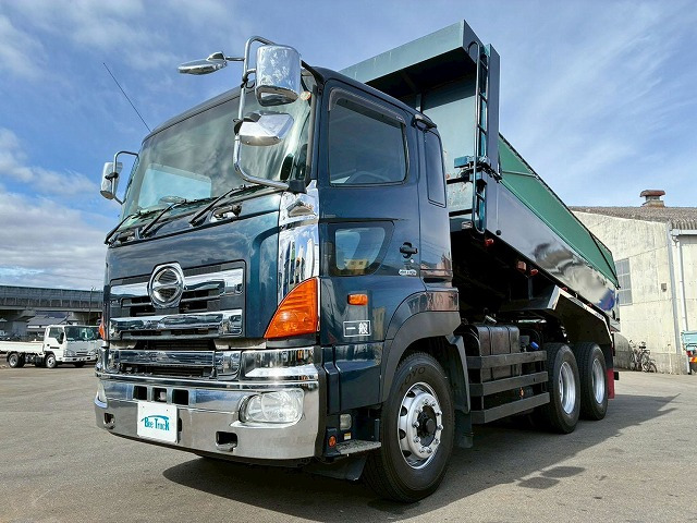 プロフィアダンプ