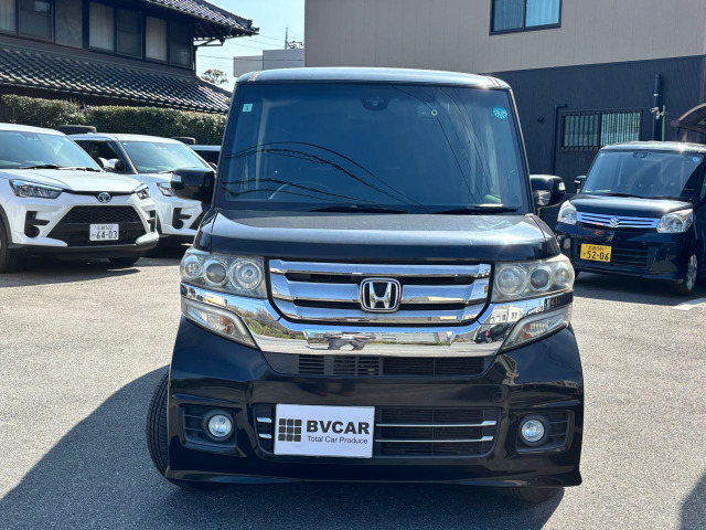 ��183�������������X�͍���183���������ɂ������܂�!��ʂ�ɖʂ��Ă���܂�!�ڂ̑O�ɂ̓o�X��u�����v���������܂��̂ŁA���C�y�ɂ����X��������(^^��j�R�j�R�����^�J�[�̊Ŕ��ڈ�ł�!