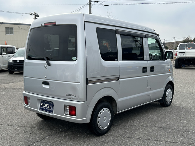 �y�x�����z���i�X�z���Ԃ������������܂��āA���ɗL�������܂��B�݌Ɏԗ��ɂȂ�܂��̂ŁA���񂲓s���̋X�������ɁA���ɗ��ĉ������B���X�\��������ƁA���ē����X���[�Y�ł��B