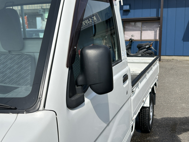 �y�x�����z���i�X�z���Ԃ������������܂��āA���ɗL�������܂��B�݌Ɏԗ��ɂȂ�܂��̂ŁA���񂲓s���̋X�������ɁA���ɗ��ĉ������B���X�\��������ƁA���ē����X���[�Y�ł��B