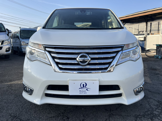 セレナ2.0 ハイウェイスター Vセレクション+Safety S-HYBRID