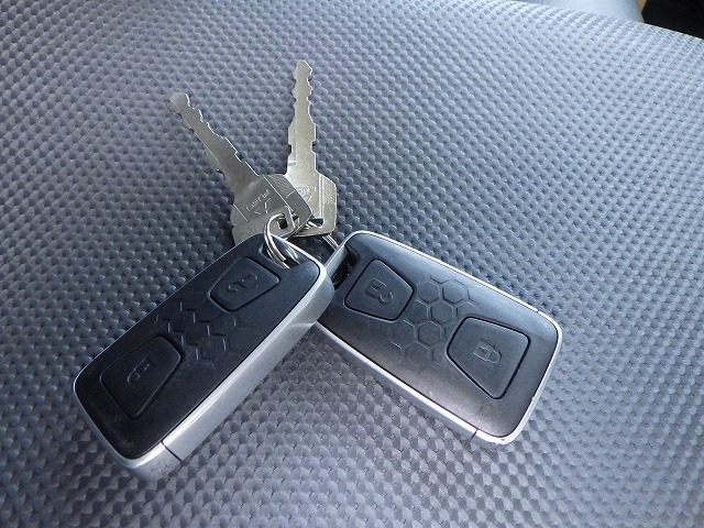 �X�}�[�g�L�[2�{