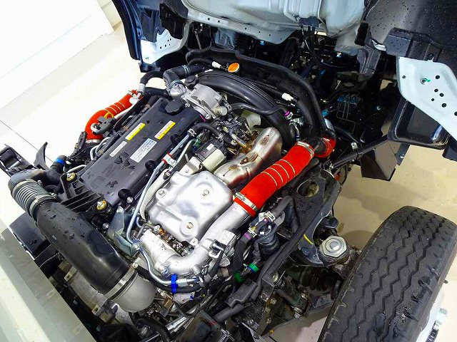 �G���W�����[��