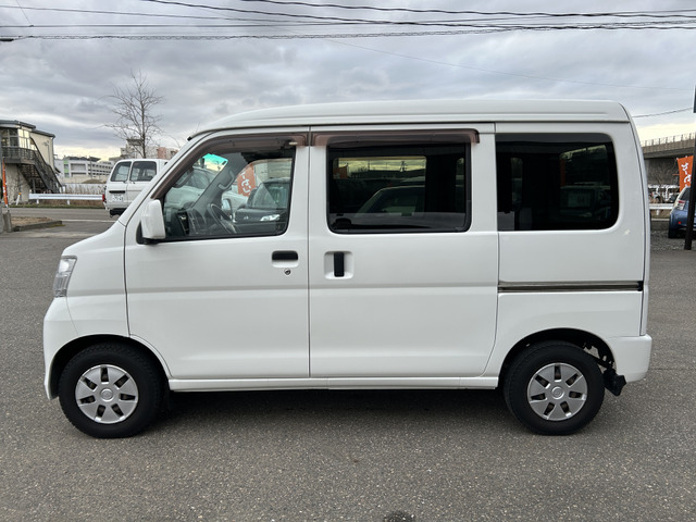 �y�x�����z���i�X�z���Ԃ������������܂��āA���ɗL�������܂��B�݌Ɏԗ��ɂȂ�܂��̂ŁA���񂲓s���̋X�������ɁA���ɗ��ĉ������B���X�\��������ƁA���ē����X���[�Y�ł��B