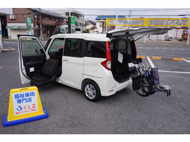 ルーミー1.0 G ウェルキャブ 助手席リフトアップシート Bタイプ