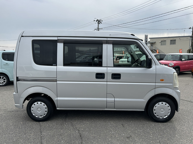 �y�x�����z���i�X�z���Ԃ������������܂��āA���ɗL�������܂��B�݌Ɏԗ��ɂȂ�܂��̂ŁA���񂲓s���̋X�������ɁA���ɗ��ĉ������B���X�\��������ƁA���ē����X���[�Y�ł��B