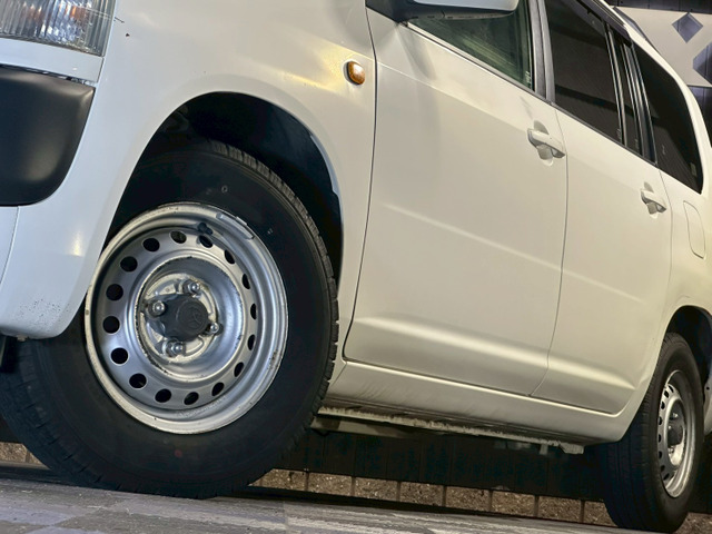 �y�J�X�^���z �J�X�^��������܂�!���[�_�E���E���t�g�A�b�v�ELED���E�A���~�z�C�[�����A�e�u�����h�̃p�[�c�̎�舵���������܂��B