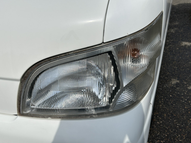 �y�x�����z���i�X�z���Ԃ������������܂��āA���ɗL�������܂��B�݌Ɏԗ��ɂȂ�܂��̂ŁA���񂲓s���̋X�������ɁA���ɗ��ĉ������B���X�\��������ƁA���ē����X���[�Y�ł��B