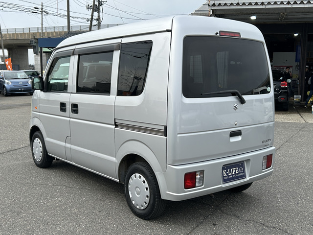 �y�x�����z���i�X�z���Ԃ������������܂��āA���ɗL�������܂��B�݌Ɏԗ��ɂȂ�܂��̂ŁA���񂲓s���̋X�������ɁA���ɗ��ĉ������B���X�\��������ƁA���ē����X���[�Y�ł��B