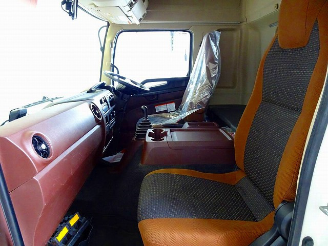 �N���[�Y�R���g���[�� ES�X�^�[�g �Ԑ���E�x�񑕒u PCS �A�C�h�����O�X�g�b�v LED�w�b�h���C�g/�t�H�O�����v TRC �n�C���[�t ���Ί�1�� �t���A6MT