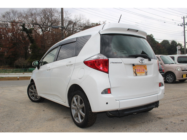 ラクティス1.3 X ウェルキャブ 車いす仕様車スロープタイプ タイプI 助手席側リアシート付