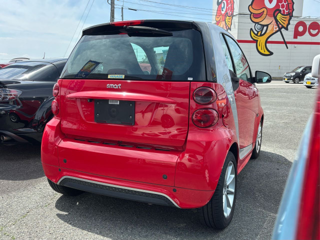 ご覧頂きまして誠に有難うございます!!是非ご来店して頂き、実際にご覧になって頂ければと思います。お客様からのご連絡をスタッフ一同、心よりお待ちしております