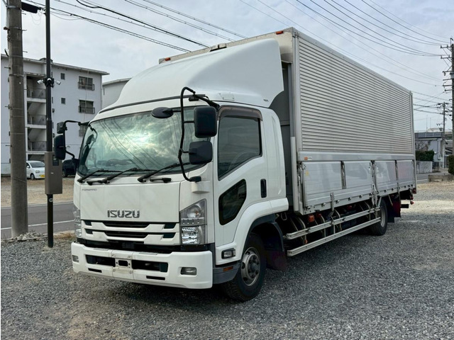 フォワードウィング