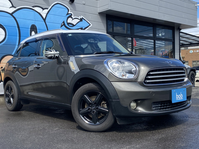 ロイヤルグレーメタリック入庫しました。