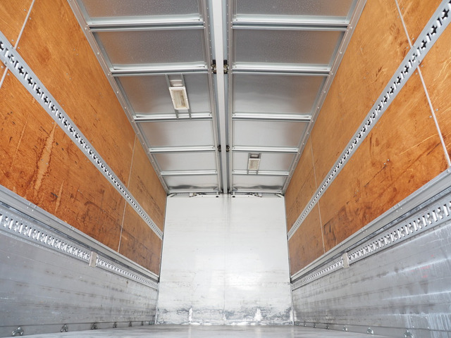 ファイターウィング