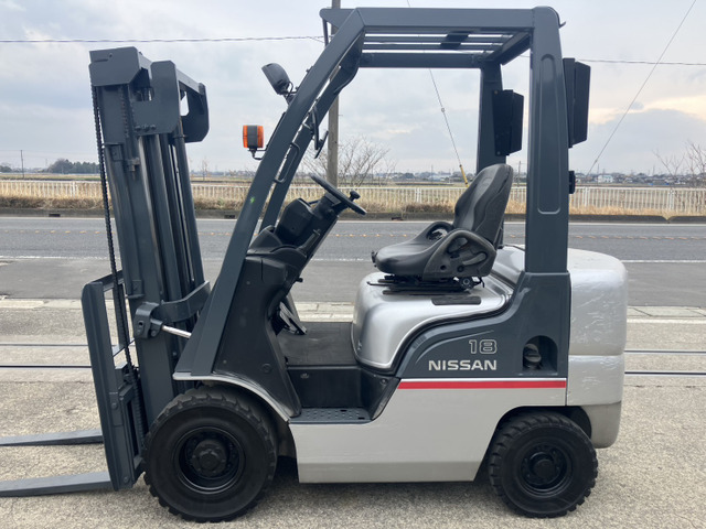 日産フォークリフト